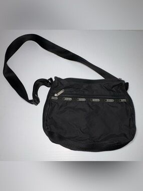 LeSportsac Black Nylon Crossbody Messenger Bag for Men